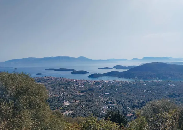 A1- Mikro Karavi Nydri (Lefkada)