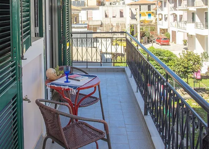 A1- Mikro Karavi Nydri (Lefkada)